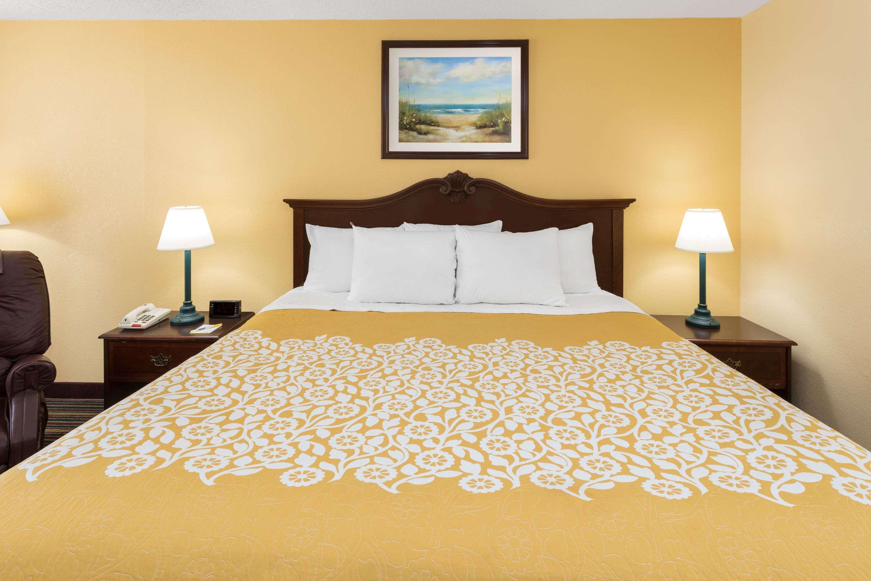 Days Inn By Wyndham Mt Pleasant-Charleston-Patriots Point Dış mekan fotoğraf