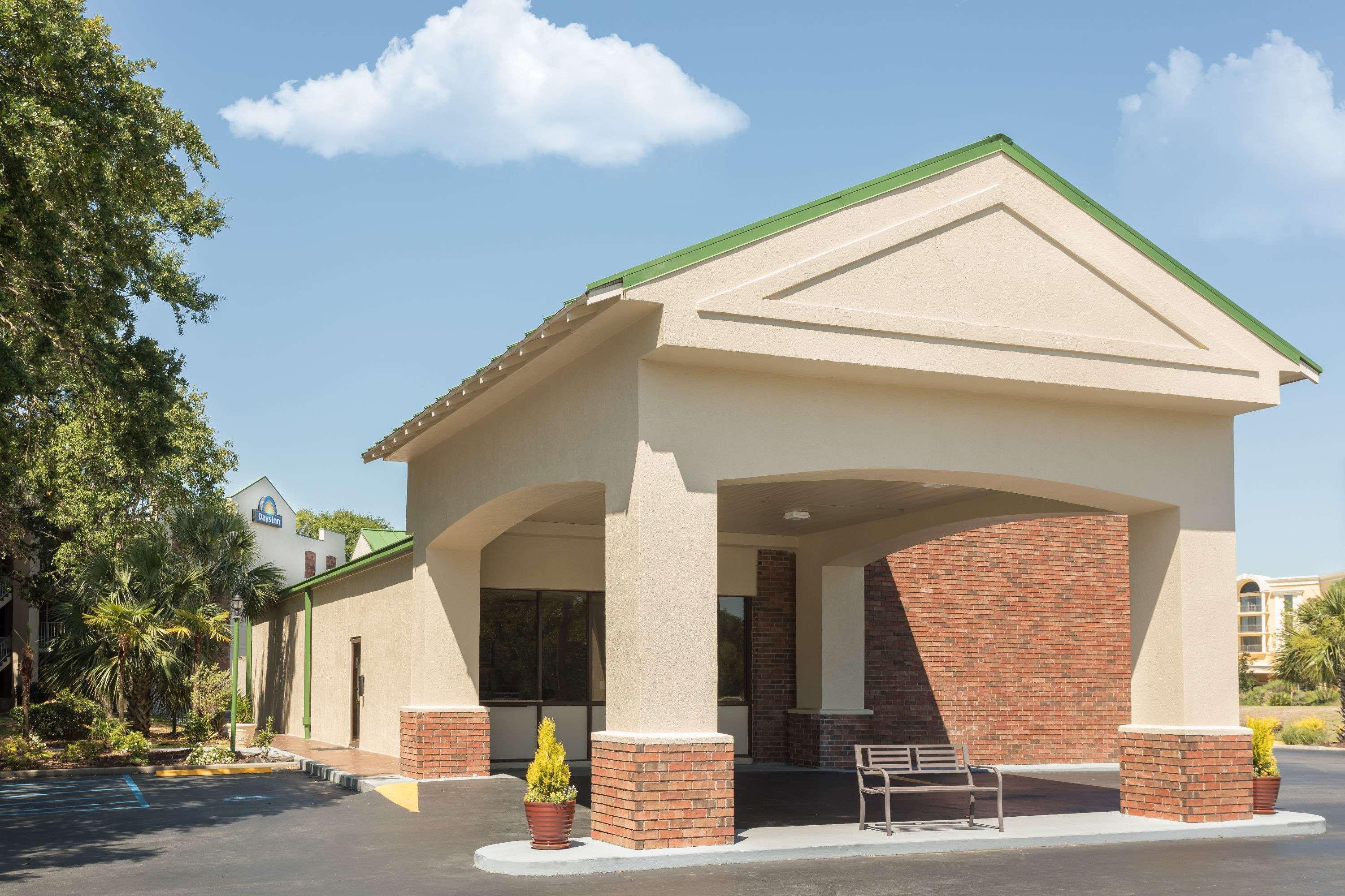 Days Inn By Wyndham Mt Pleasant-Charleston-Patriots Point Dış mekan fotoğraf
