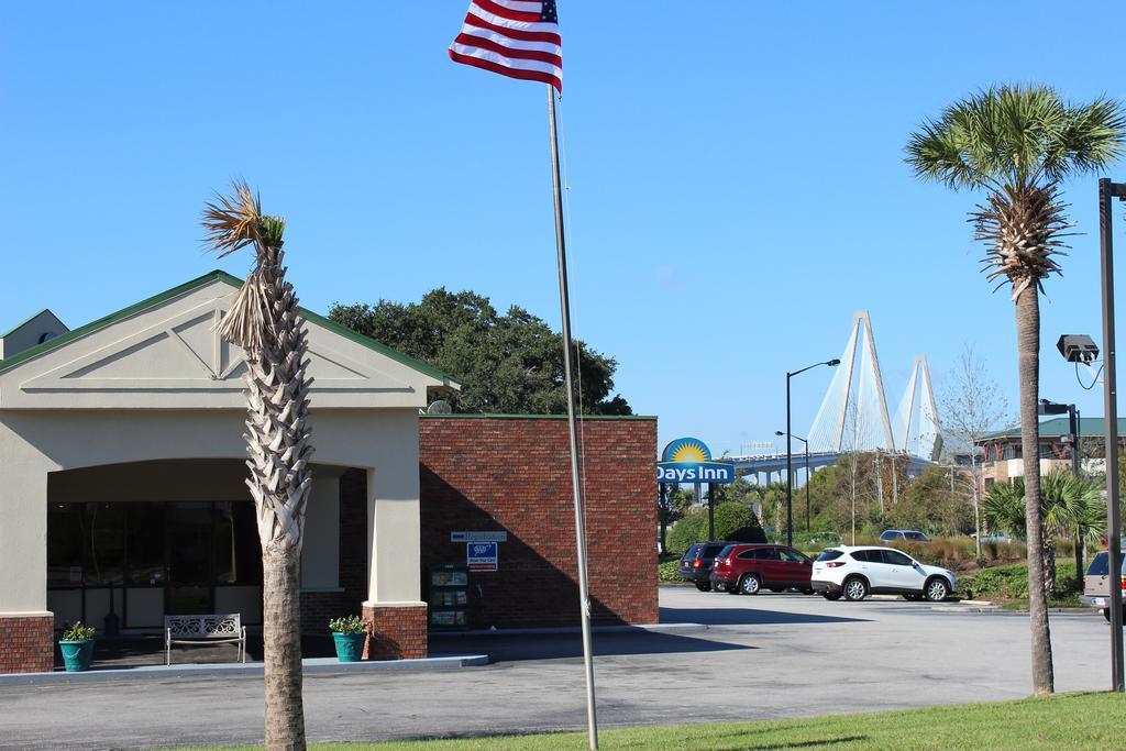 Days Inn By Wyndham Mt Pleasant-Charleston-Patriots Point Dış mekan fotoğraf