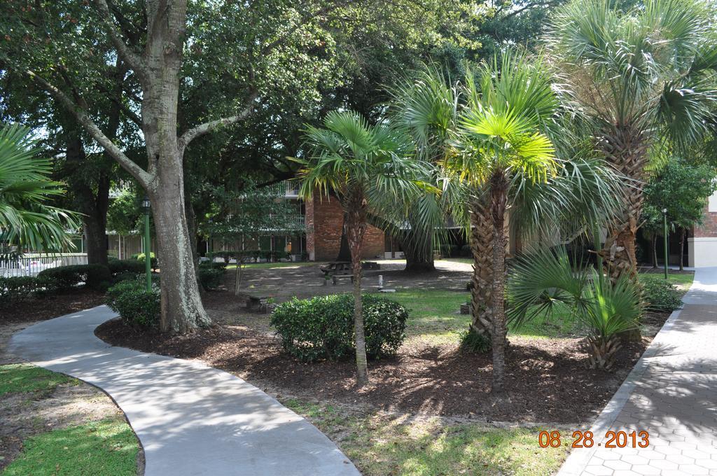 Days Inn By Wyndham Mt Pleasant-Charleston-Patriots Point Dış mekan fotoğraf